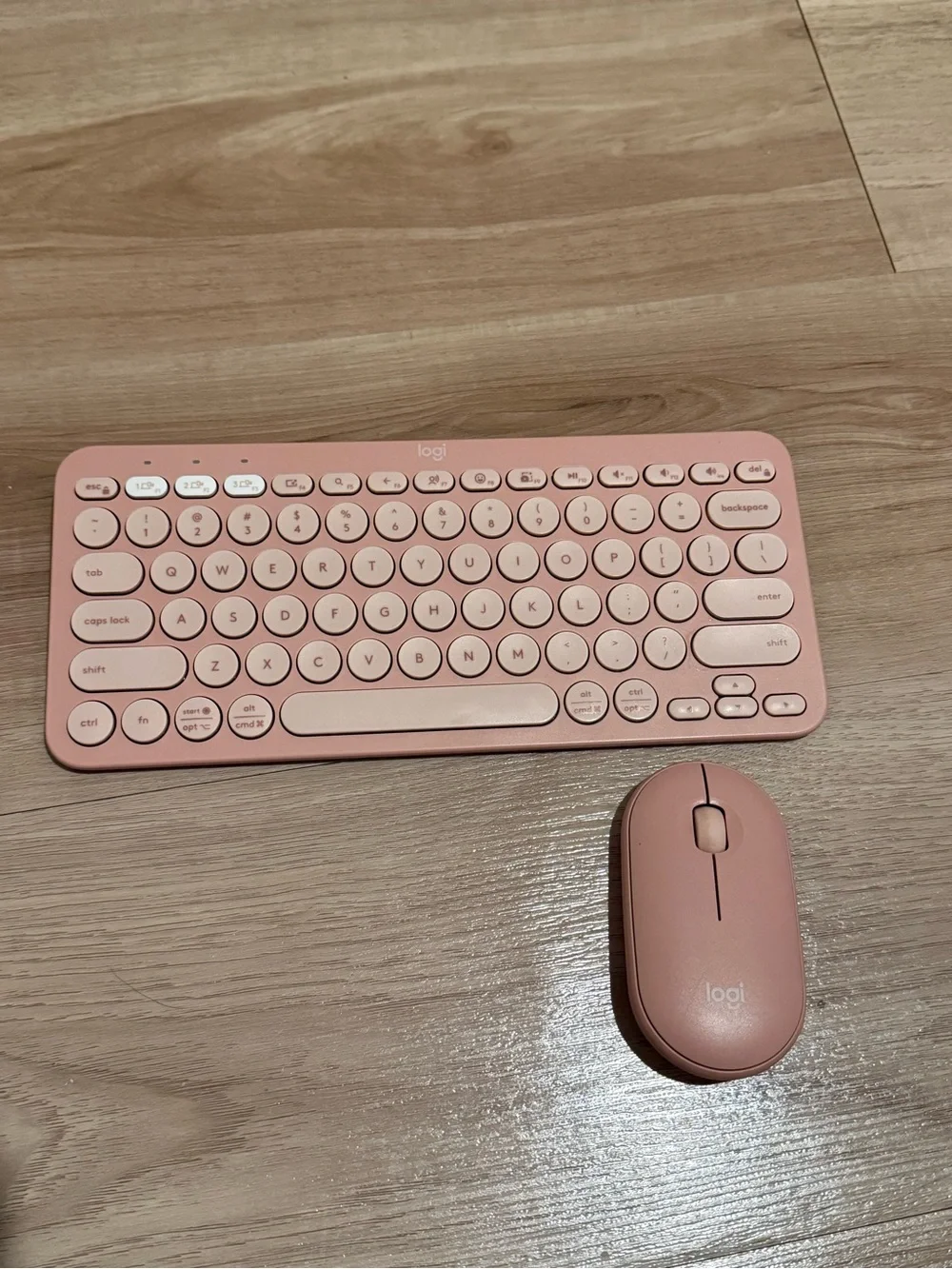Logitech Pink Wireless Keyboard and Mouse Set